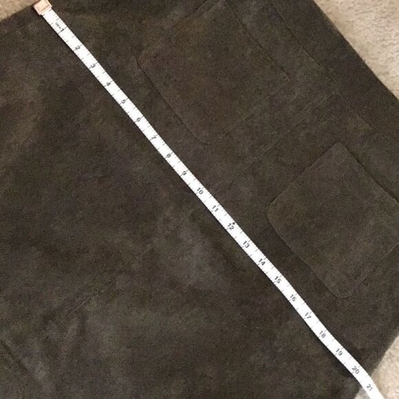 Zac & Rachel Skirt Olive Green Pinwale Coduroy Straight Size 12 - Picture 7 of 9